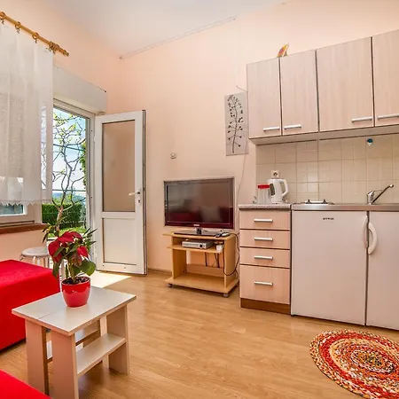Buneta 4213 Novi Vinodolski